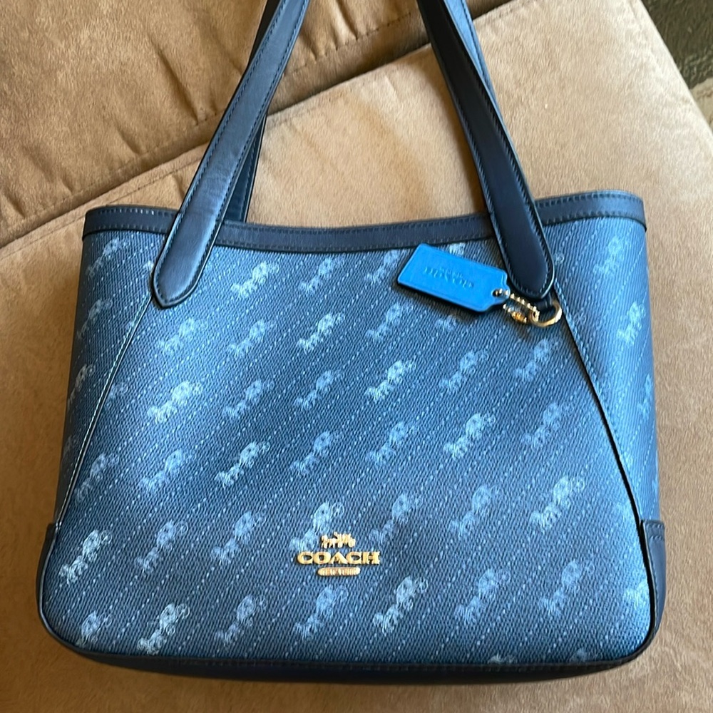 Coach Horse and Carriage Tote w/ Dust Bag